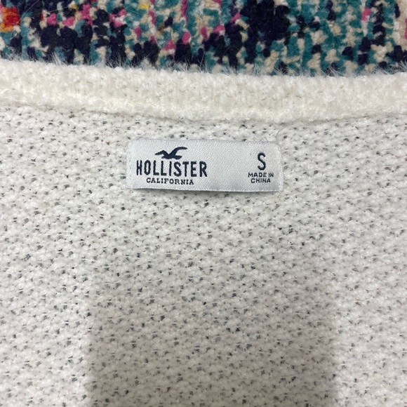 White Hollister sweater - Picture 3 of 3